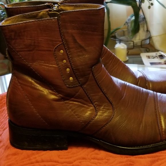 Burgundy Round Toe Ankle High Riding Boots - Picture 4 of 7